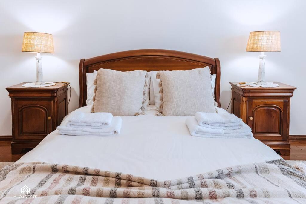 Casa Do Patio - 3 Bedrooms, Ponte Rol Торес Ведрас Екстериор снимка