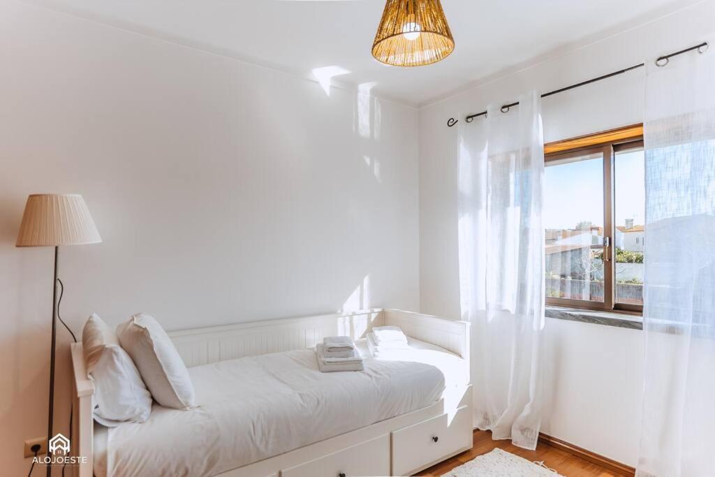 Casa Do Patio - 3 Bedrooms, Ponte Rol Торес Ведрас Екстериор снимка