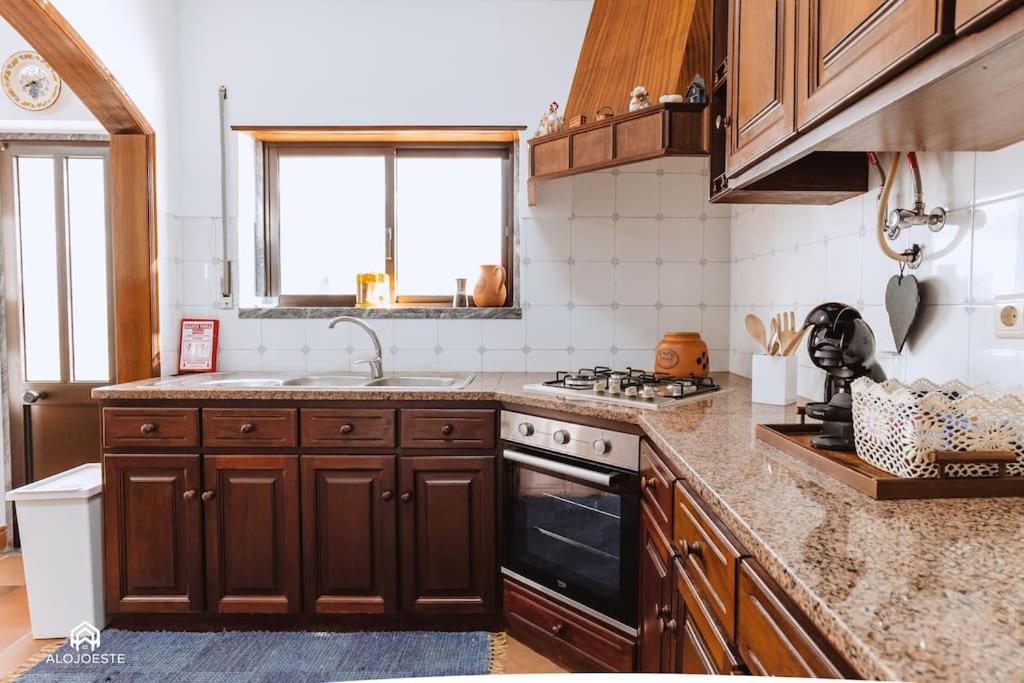 Casa Do Patio - 3 Bedrooms, Ponte Rol Торес Ведрас Екстериор снимка