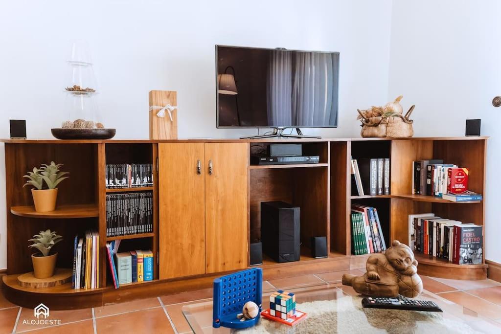 Casa Do Patio - 3 Bedrooms, Ponte Rol Торес Ведрас Екстериор снимка