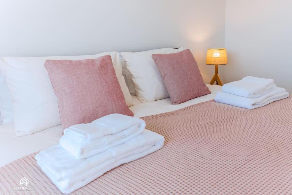 Casa Do Patio - 3 Bedrooms, Ponte Rol Торес Ведрас Екстериор снимка